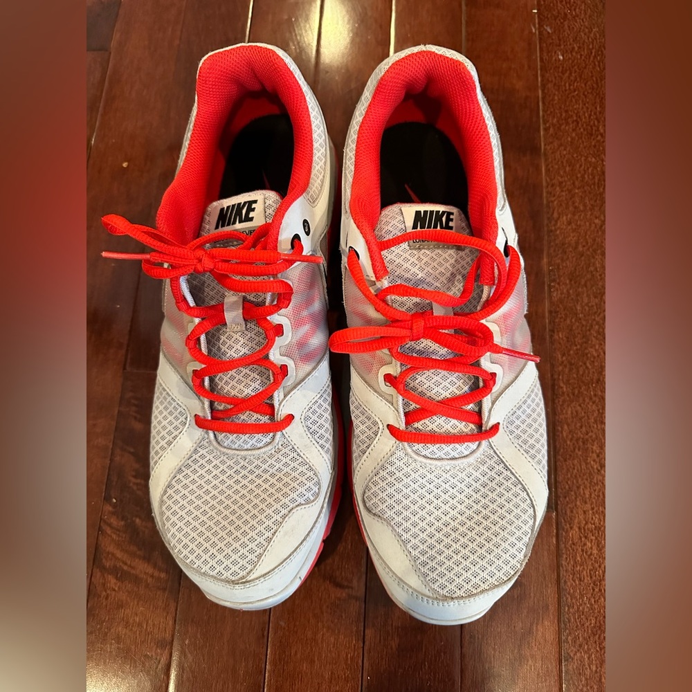 Nike sneakers gray and red